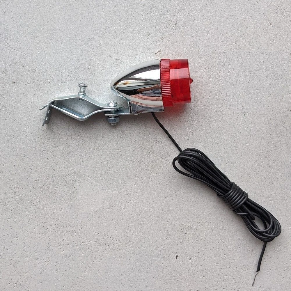 Фара задняя в ретро стиле M-Wave под динамо - фото 1