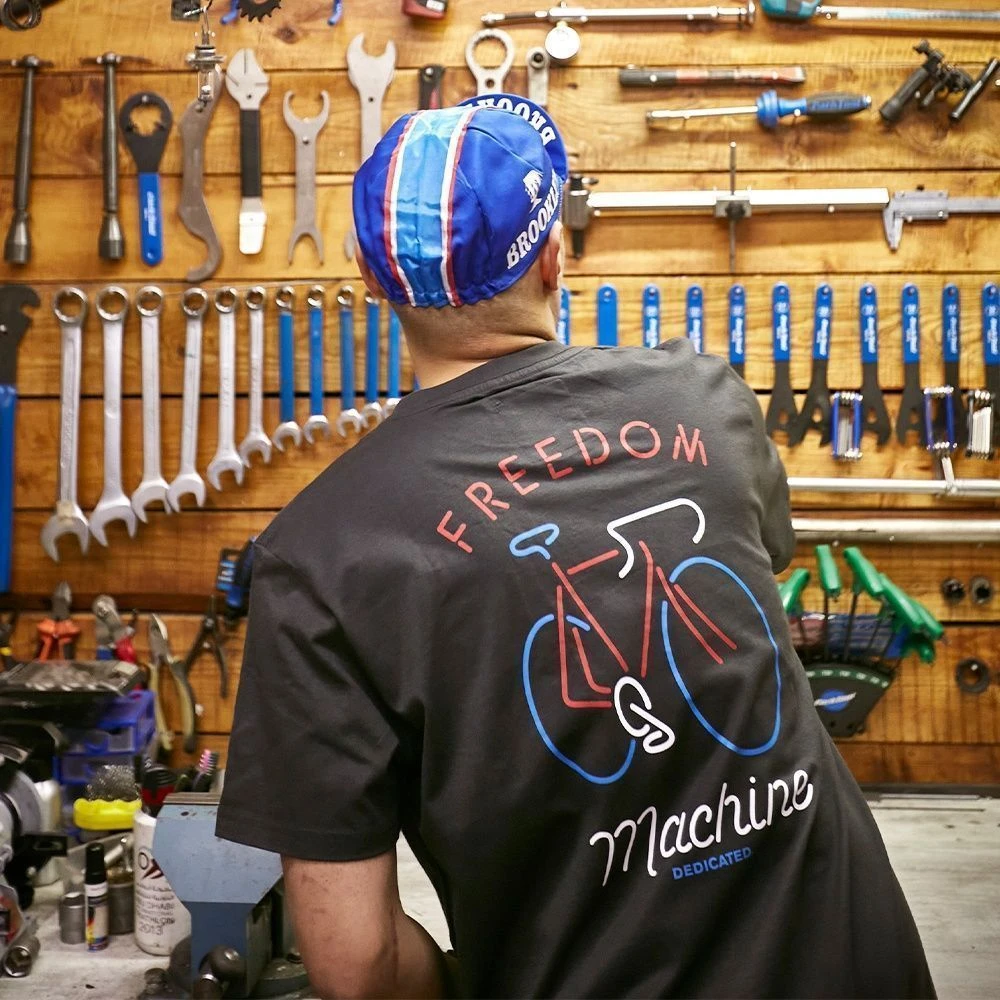 Футболка Dedicated Stockholm Freedom Machine Charcoal мужская - фото 2