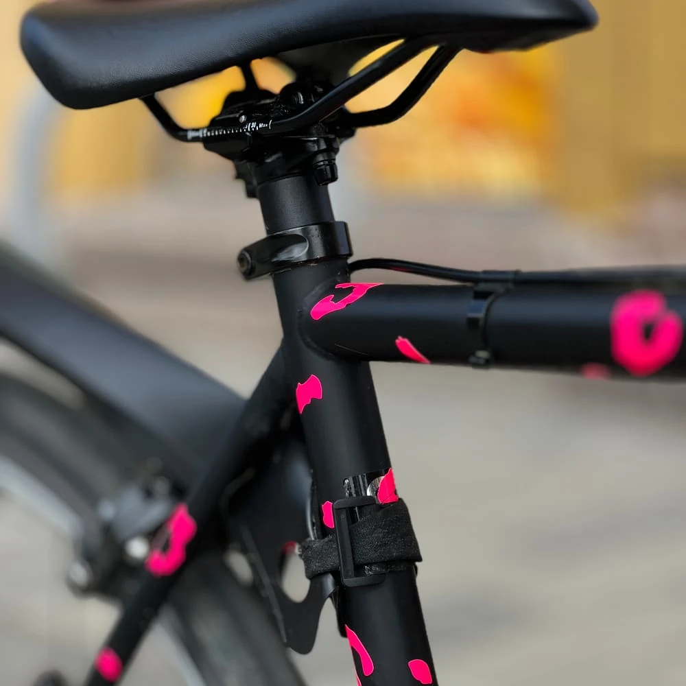 Светоотражающие наклейки it's my!bike сигнальный розовый леопард - фото 6