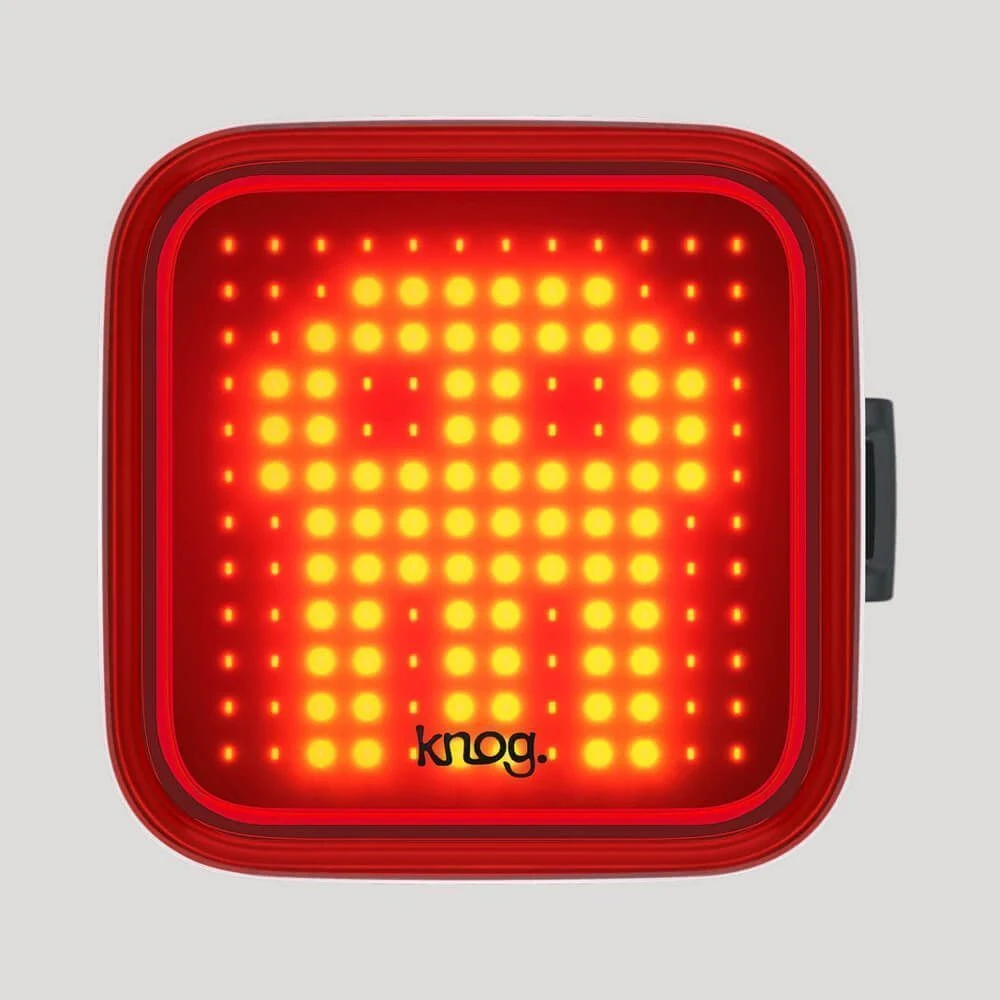 Фонарь задний Knog Blinder Skull Rear - фото 1