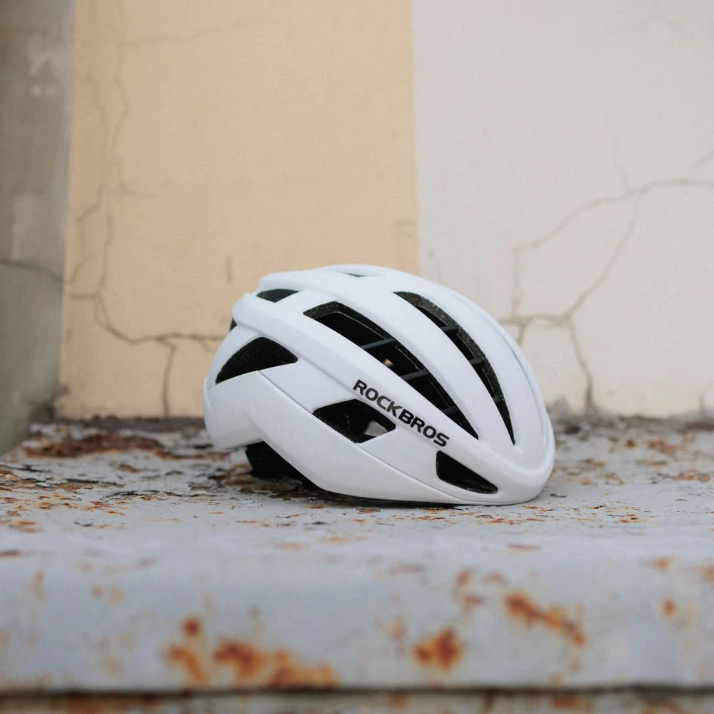 Велосипедный шлем облегченный каркасный ROCKBROS LK-11 белый M - фото 4