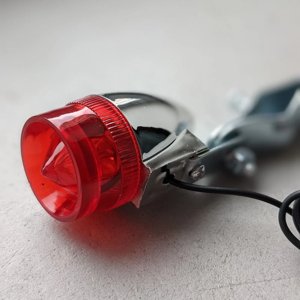 Фара задняя в ретро стиле M-Wave под динамо - фото 2