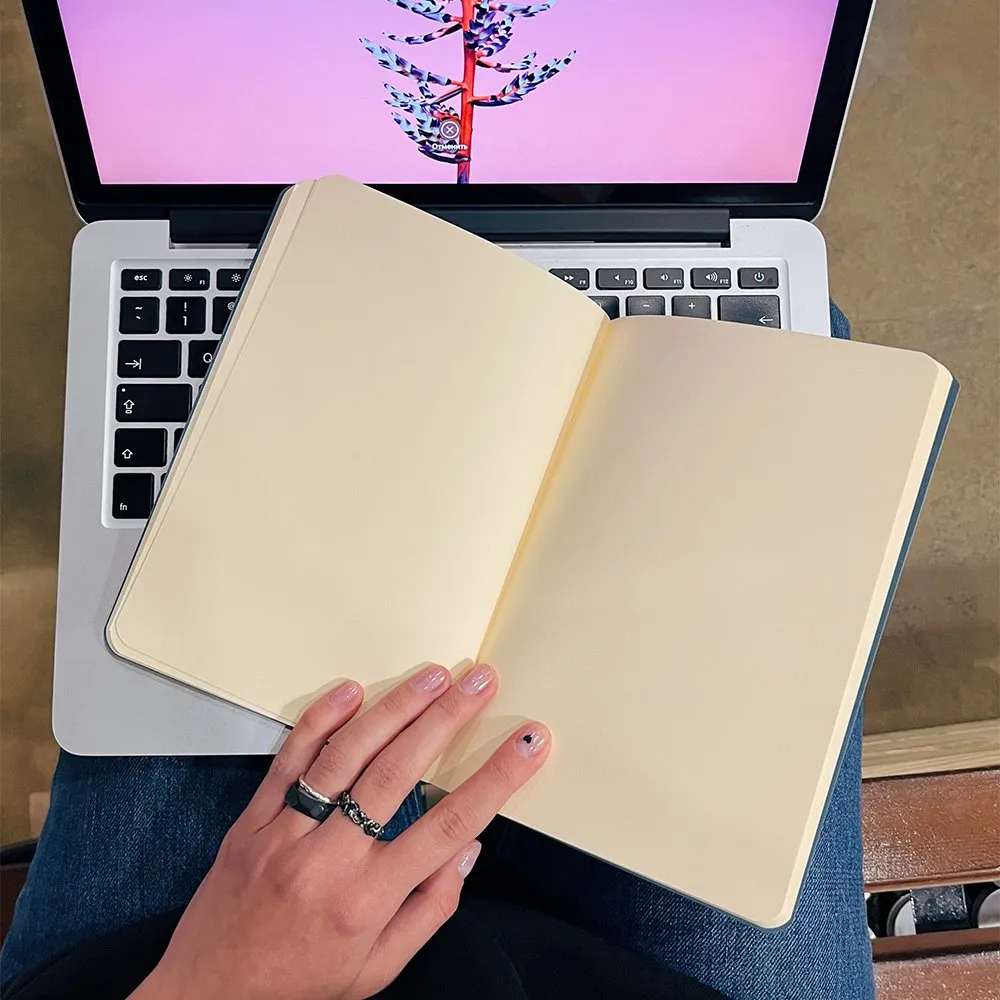 Тетрадь с медведями на велосипеде - фото 2