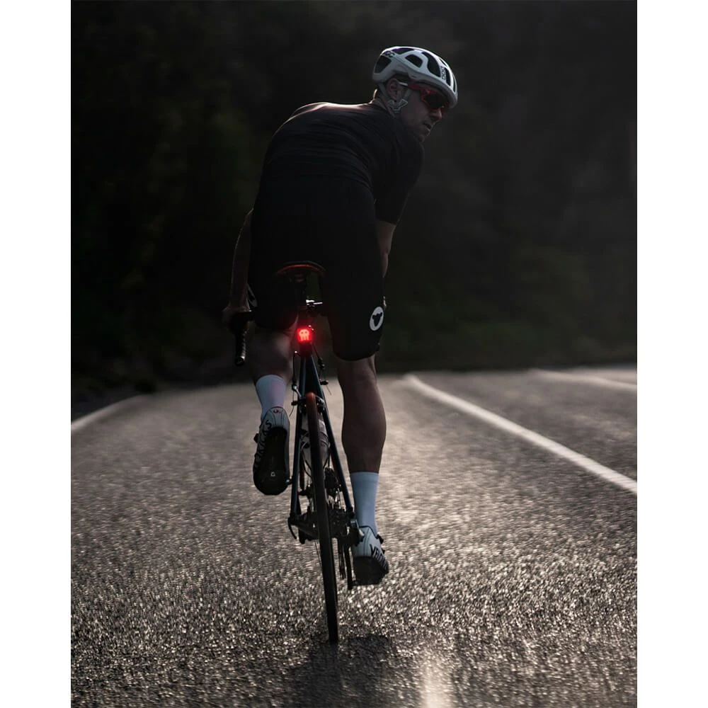 Фонарь задний Knog Blinder Skull Rear - фото 6