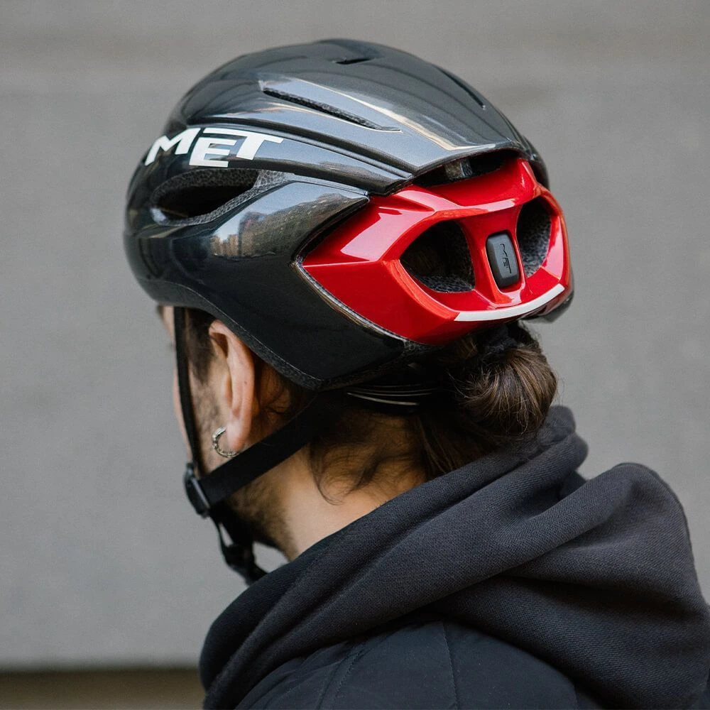 Велошлем MET Strale Glossy Black Red Metallic M - фото 1