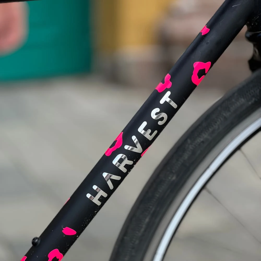 Светоотражающие наклейки it's my!bike сигнальный розовый леопард - фото 8