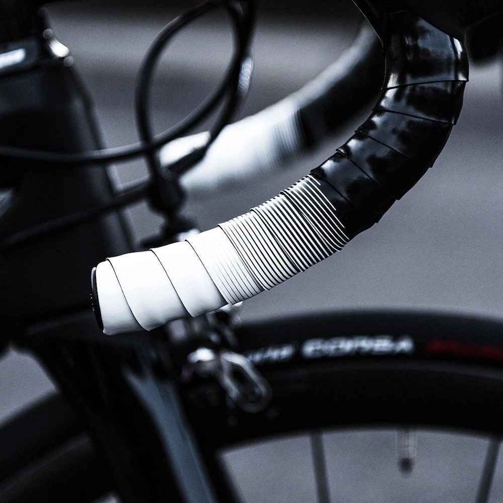 Обмотка fi'zi:k Microtex Tacky 2мм (разные цвета) - фото 1