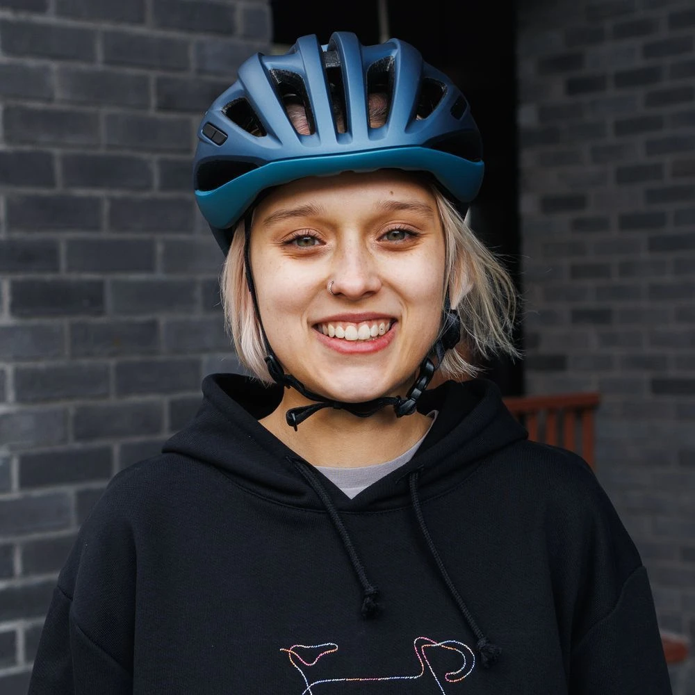 Велошлем MET Estro MIPS Navy/Teal M - фото 1