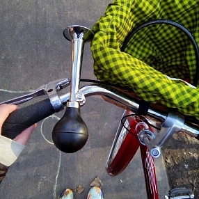 Велосипедный гудок Анатолий