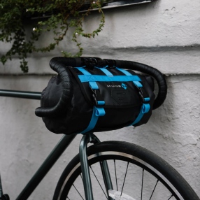 Велосипедная сумка на руль M-Wave черно-синяя