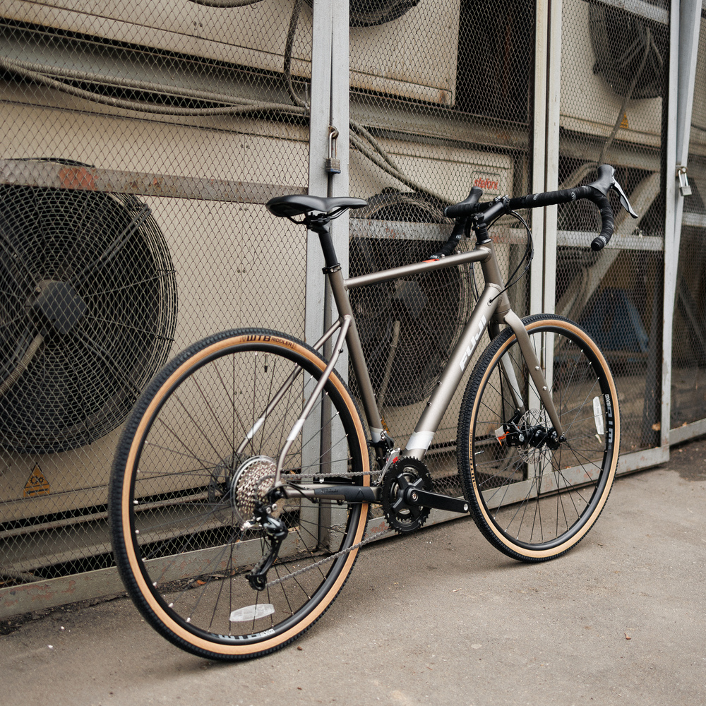 Велосипед Fuji GRAVEL JARI 2.5 A6-SL матовый серый (размер 57.5) - фото 3