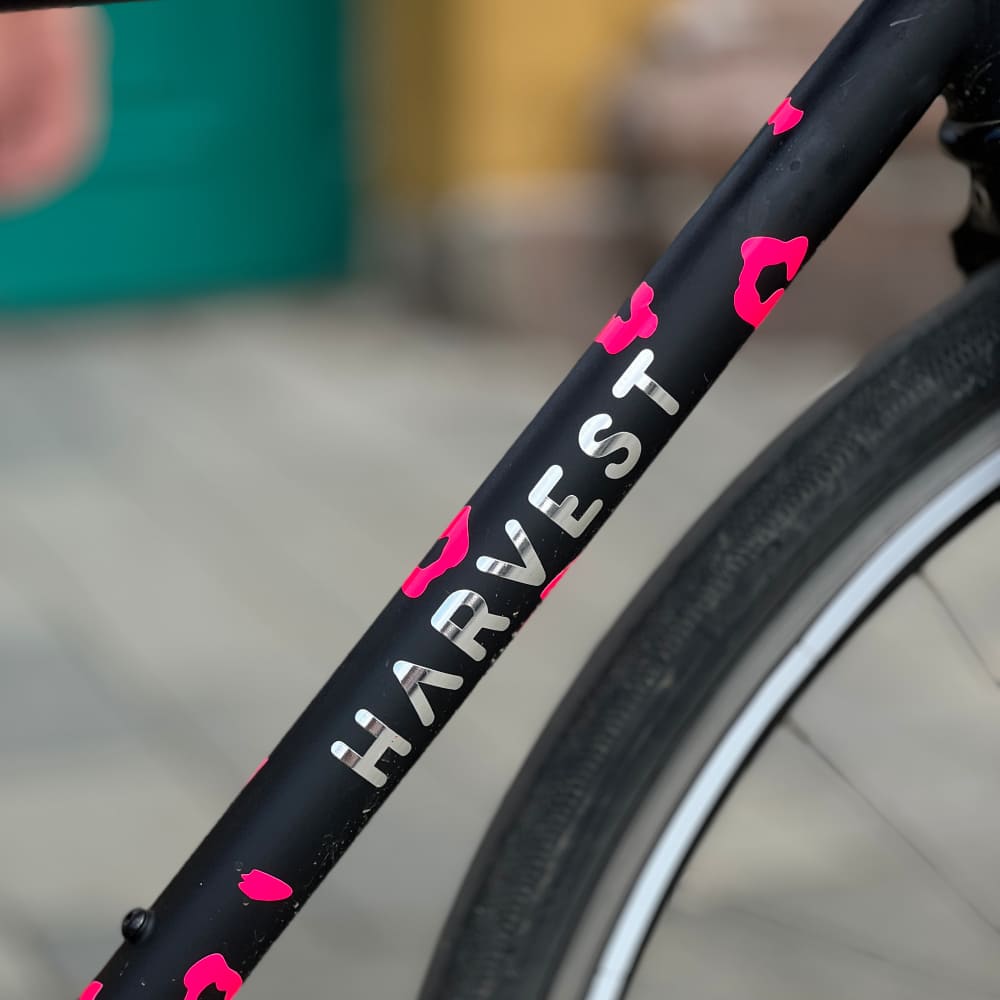 Светоотражающие наклейки it's my!bike сигнальный розовый леопард - фото 8