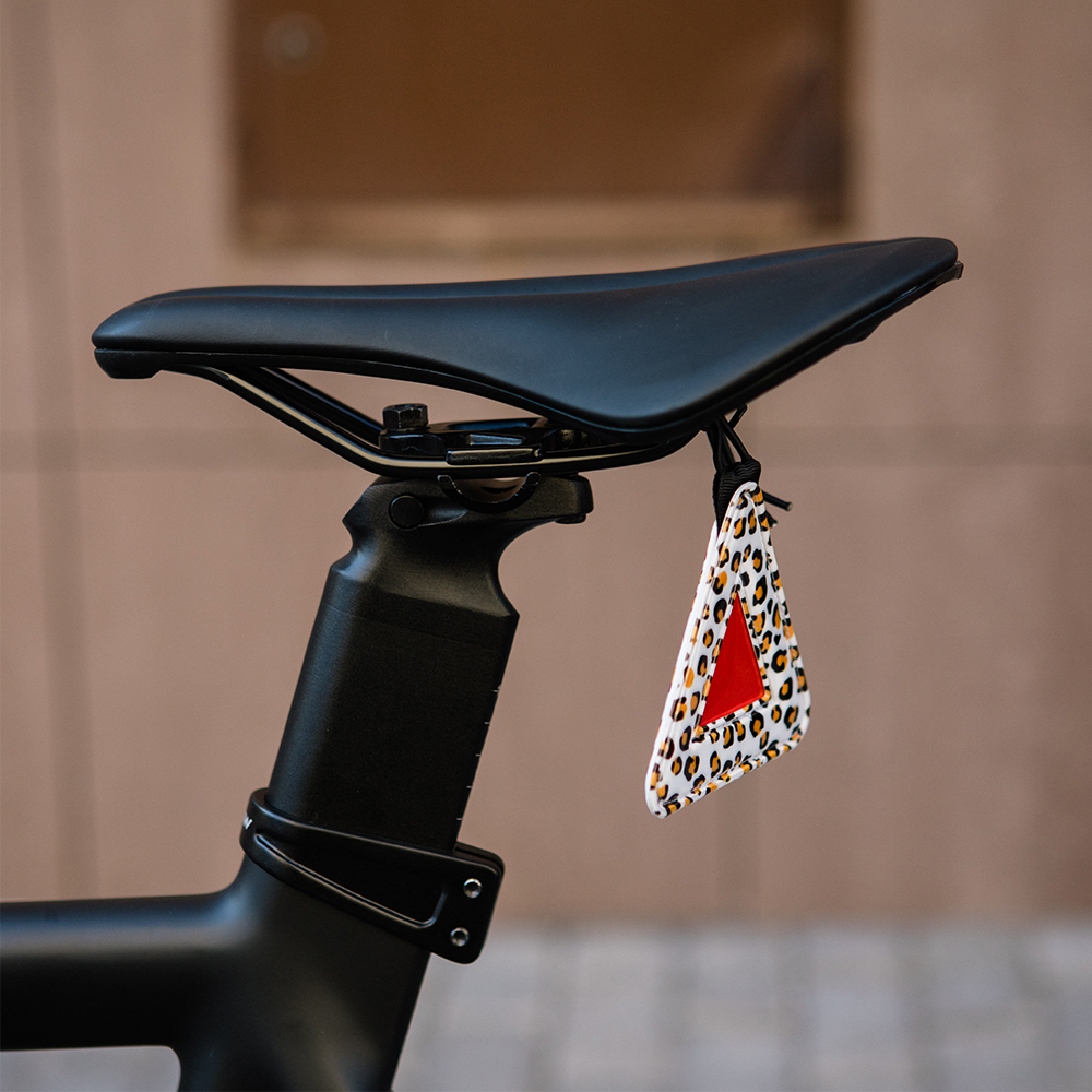 Светоотражающий треугольник it's my!bike леопард - фото 4